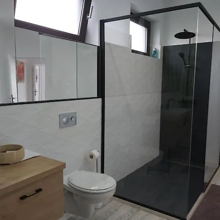 Accent House Deva